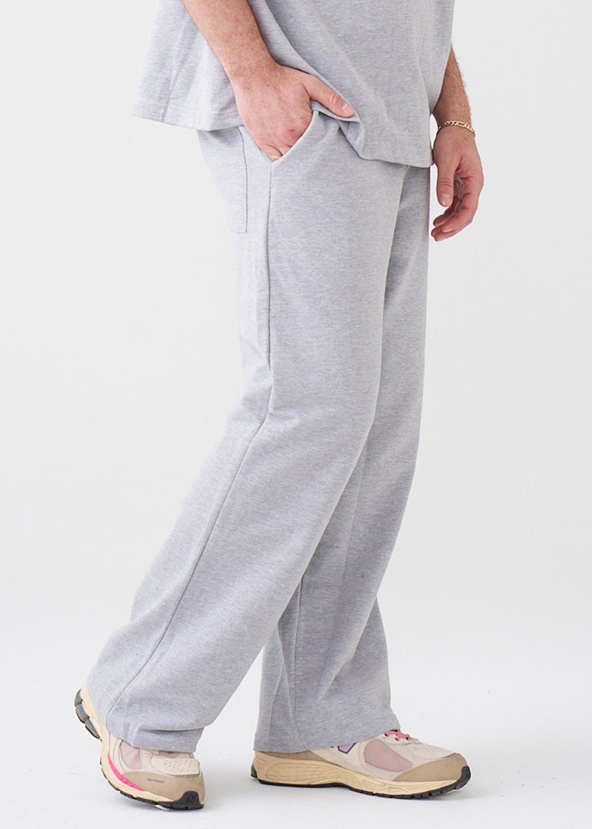 7.5 OZ Peached French Terry Oversized Open Leg Sweatpant