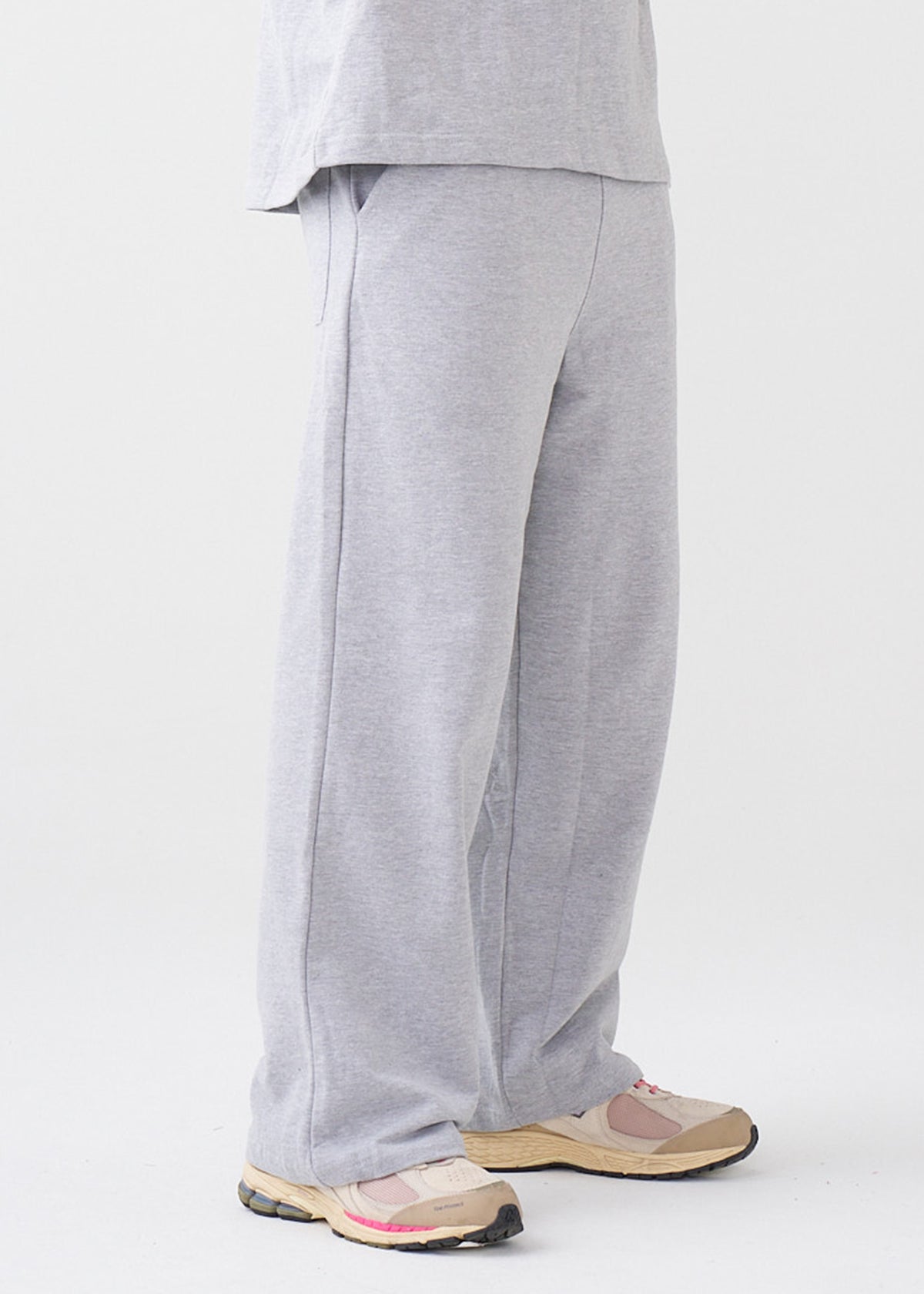 7.5 OZ Peached French Terry Oversized Open Leg Sweatpant
