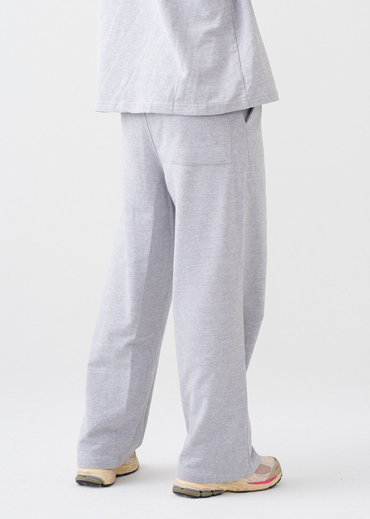 7.5 OZ Peached French Terry Oversized Open Leg Sweatpant