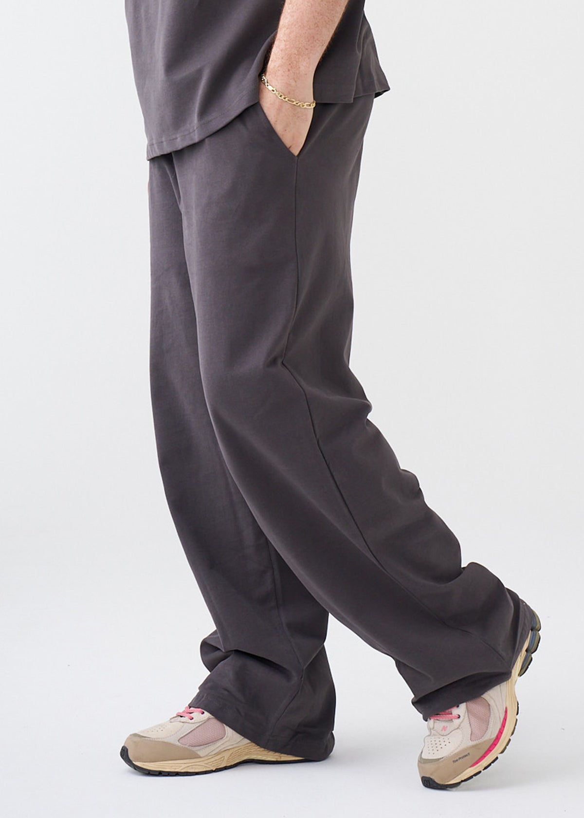 7.5 OZ Peached French Terry Oversized Open Leg Sweatpant