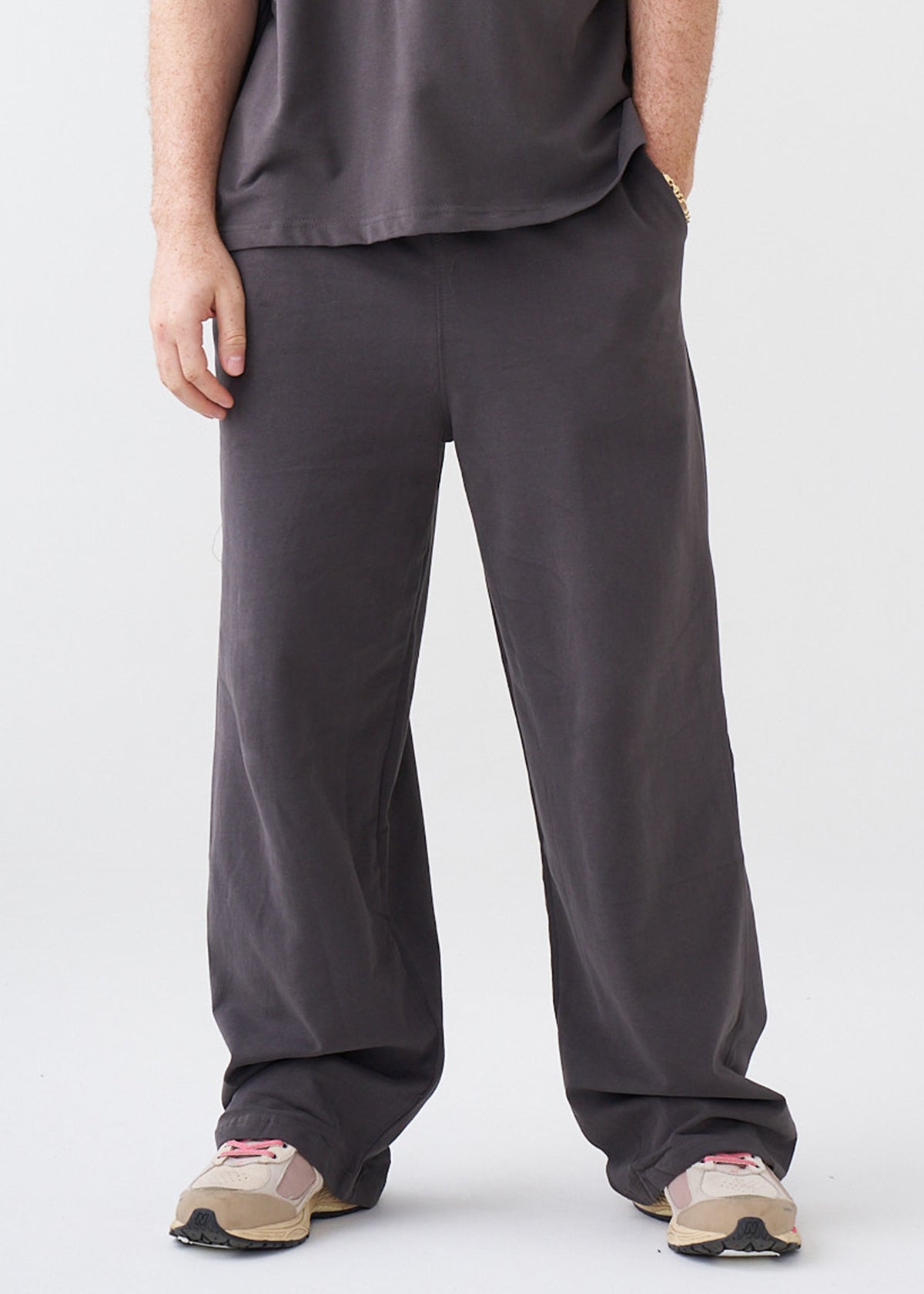 7.5 OZ Peached French Terry Oversized Open Leg Sweatpant