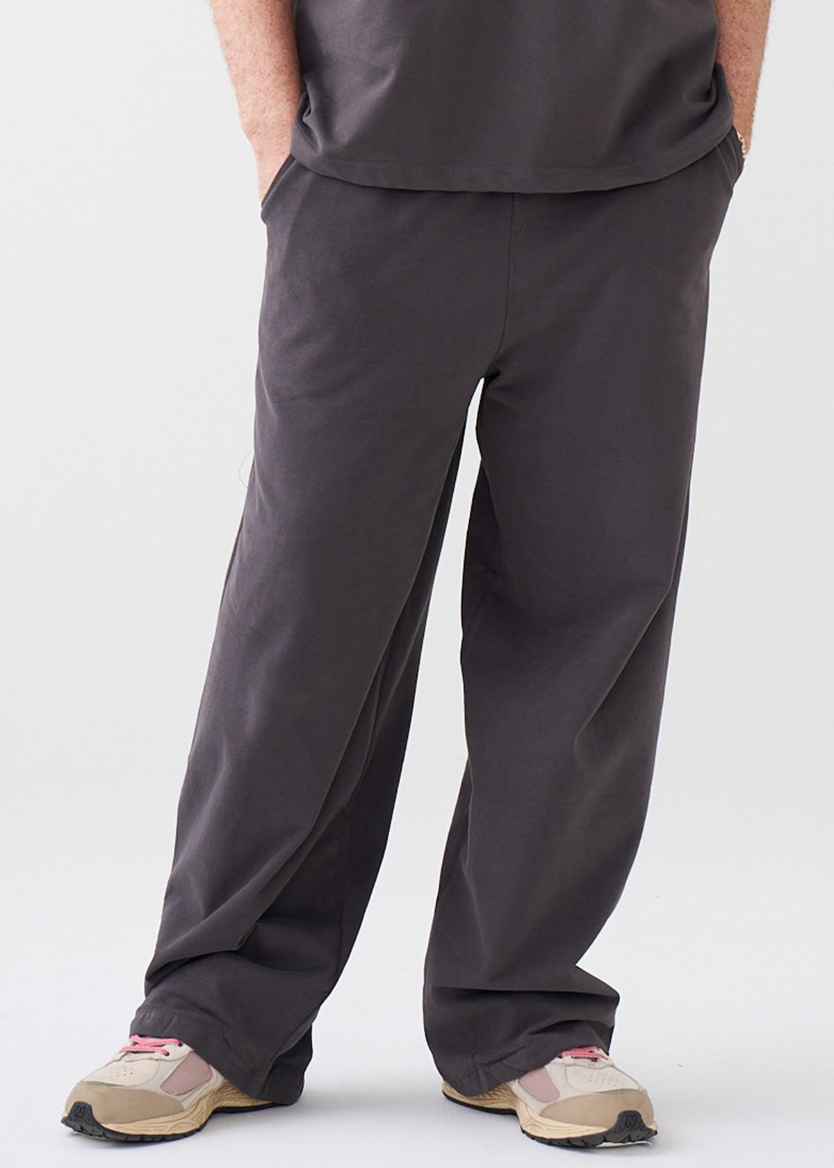 7.5 OZ Peached French Terry Oversized Open Leg Sweatpant