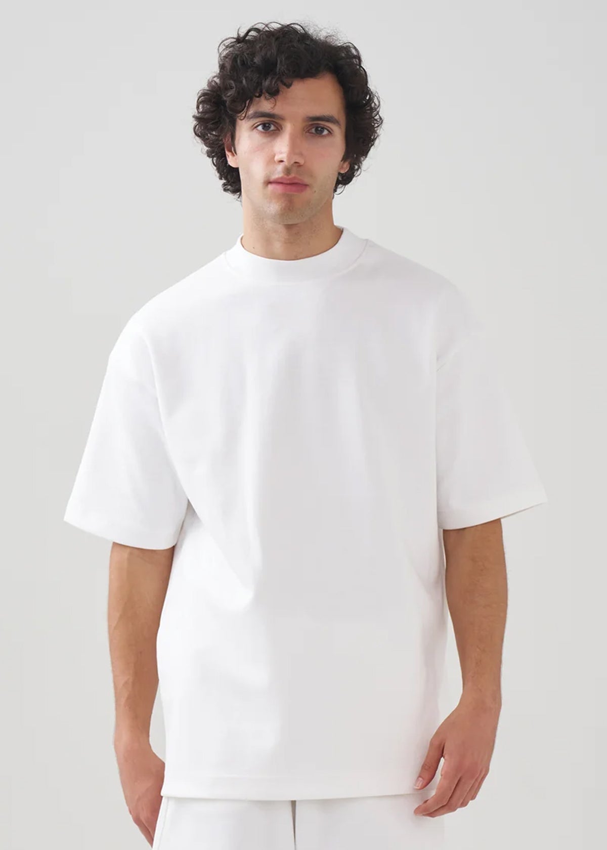 10 OZ Mock-Neck Oversized Interlock T-Shirt