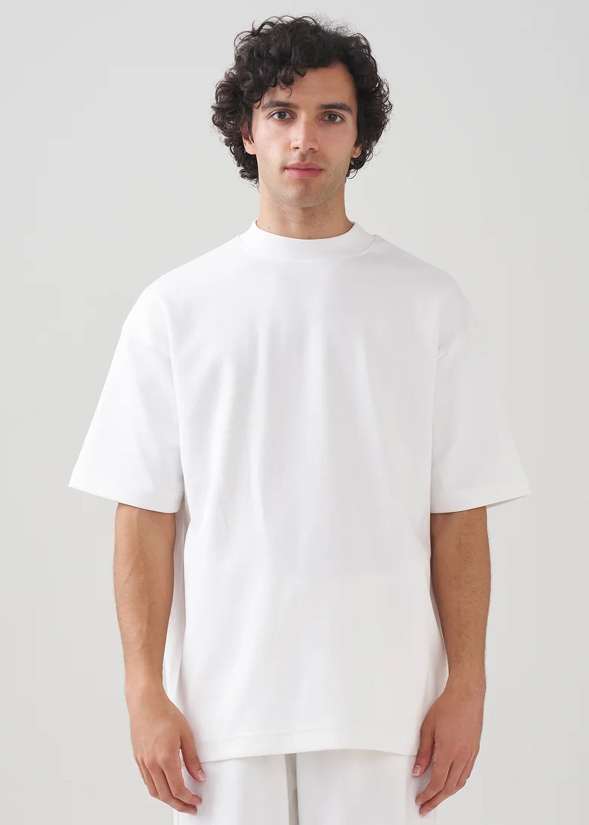 10 OZ Mock-Neck Oversized Interlock T-Shirt