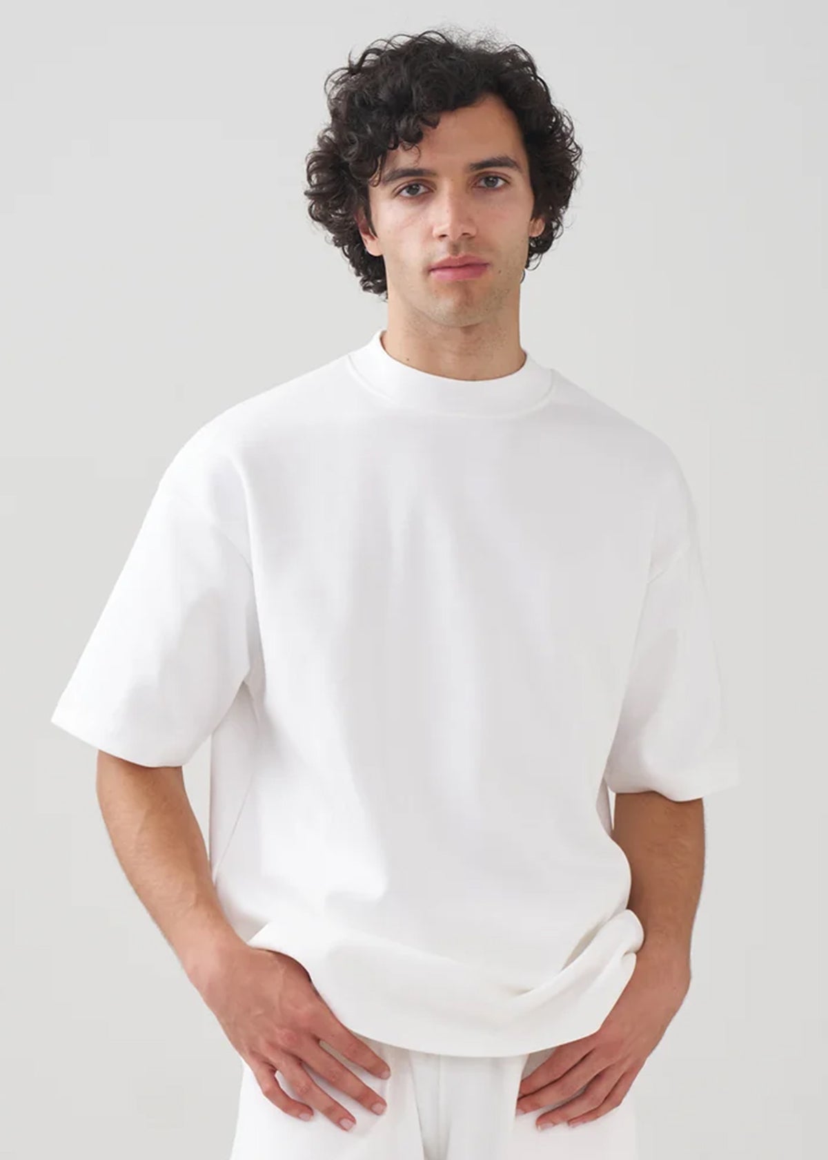 10 OZ Mock-Neck Oversized Interlock T-Shirt
