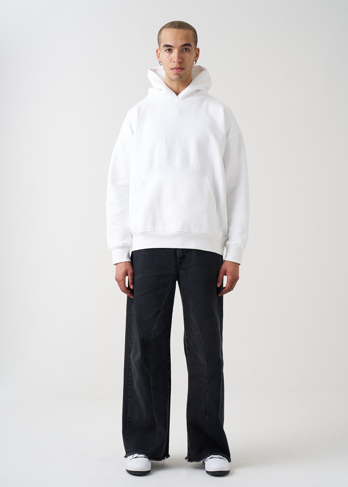 14 OZ Oversized Heavy Blend Fleece Sweatshirt