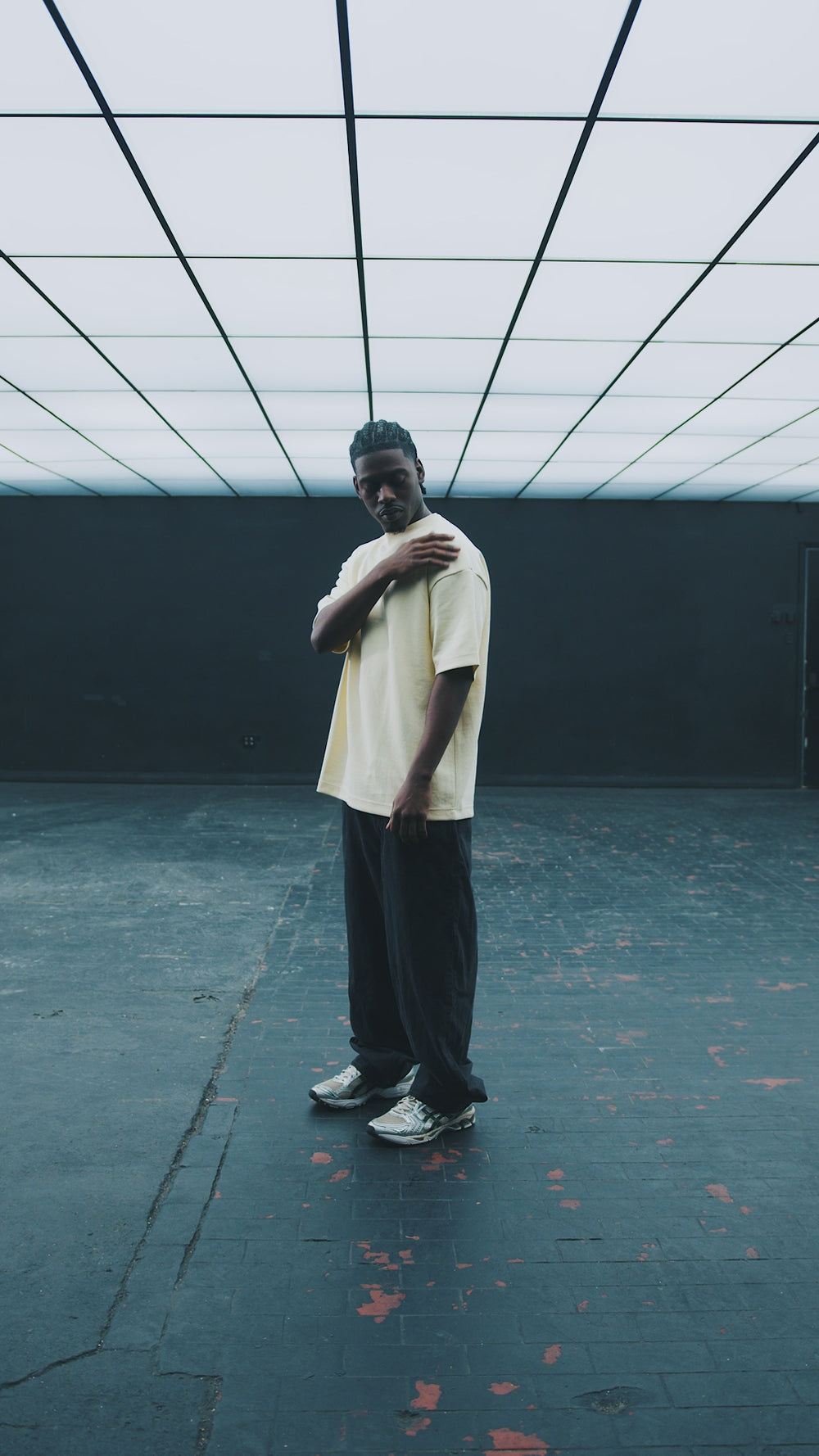 10 OZ Mock-Neck Oversized Interlock T-Shirt